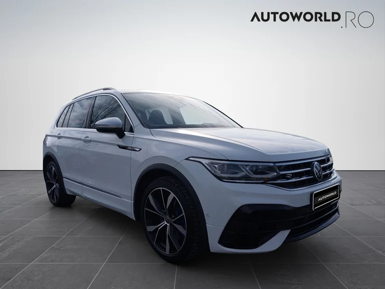 VW Tiguan
Noul Tiguan R 2.0 TSI 4Mot