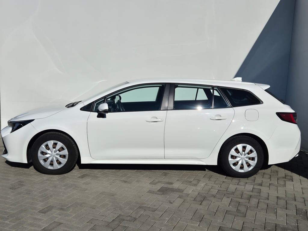 TOYOTA Corolla 2022 — imagine 2