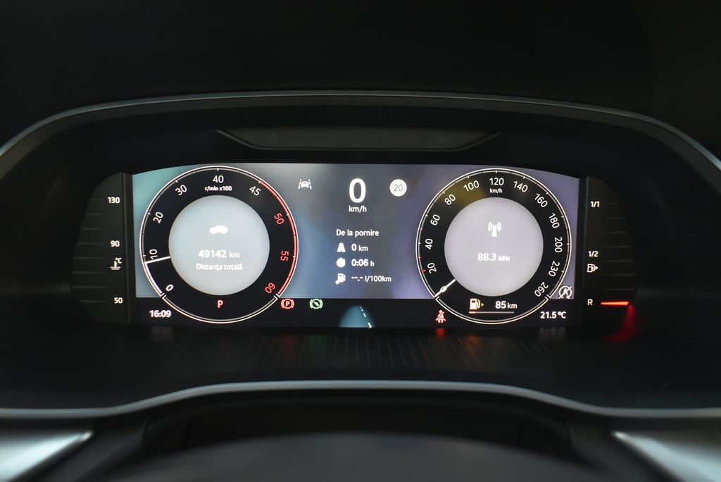 SKODA Octavia 2025 — imagine 12