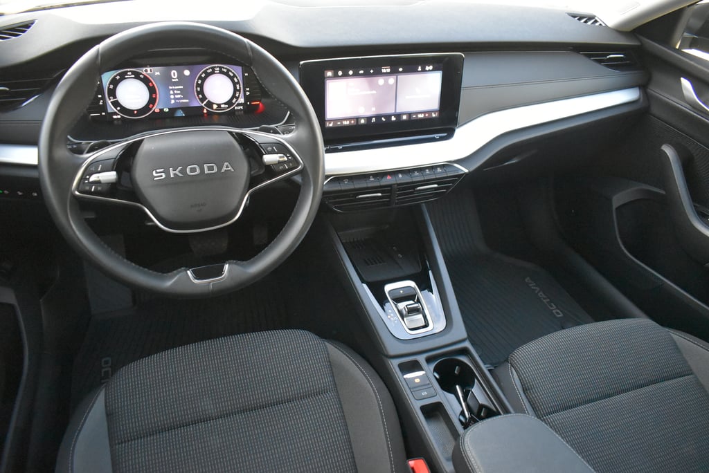 SKODA Octavia 2025 — imagine 19