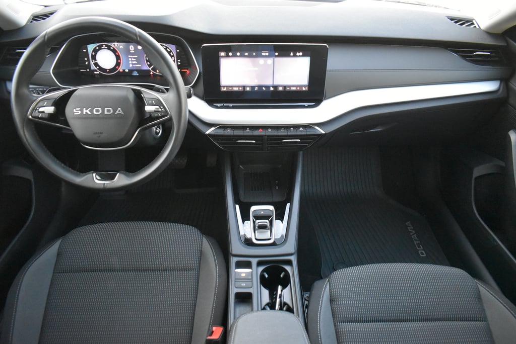 SKODA Octavia 2025 — imagine 20