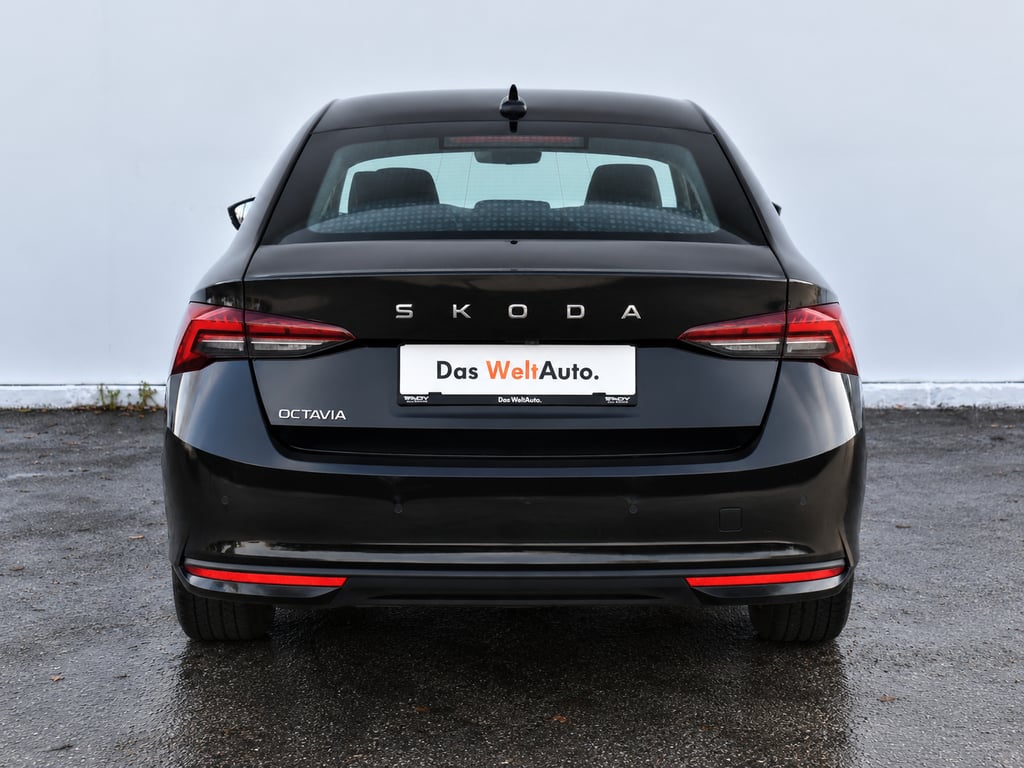 SKODA Octavia 2025 — imagine 4