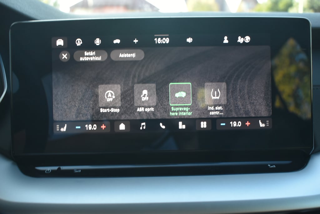 SKODA Octavia 2025 — imagine 9