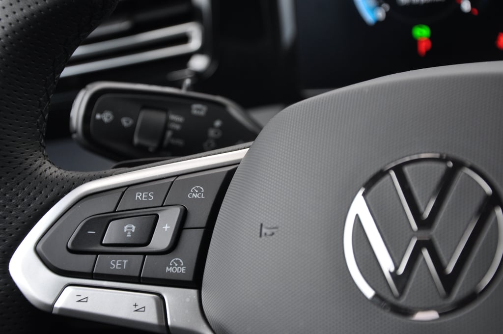 Volkswagen Tiguan 2024 benzină, 40.000 € — imagine 18