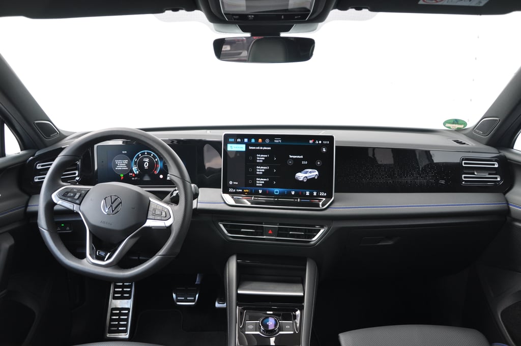 Volkswagen Tiguan 2024 benzină, 40.000 € — imagine 16