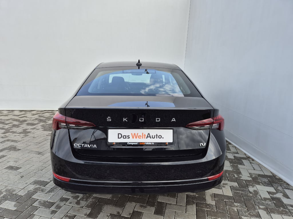 SKODA Octavia 2022 — imagine 9