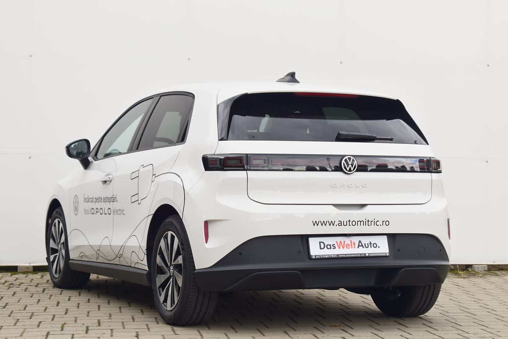 VOLKSWAGEN ID.Polo 2026 — imagine 3