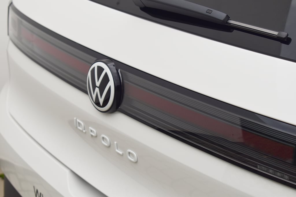 VOLKSWAGEN ID.Polo 2026 — imagine 12