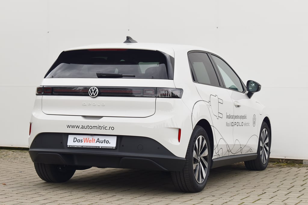 VOLKSWAGEN ID.Polo 2026 — imagine 5