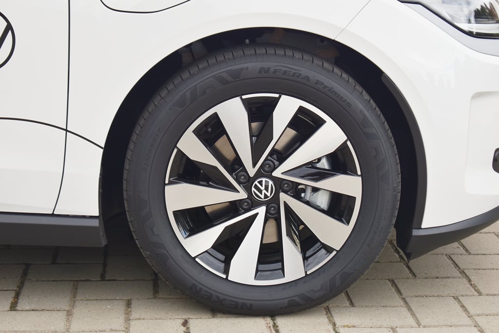 VOLKSWAGEN ID.Polo 2026 — imagine 11