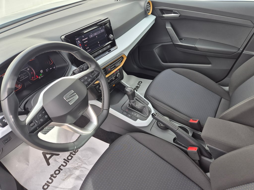 SEAT Arona 2024 — imagine 9