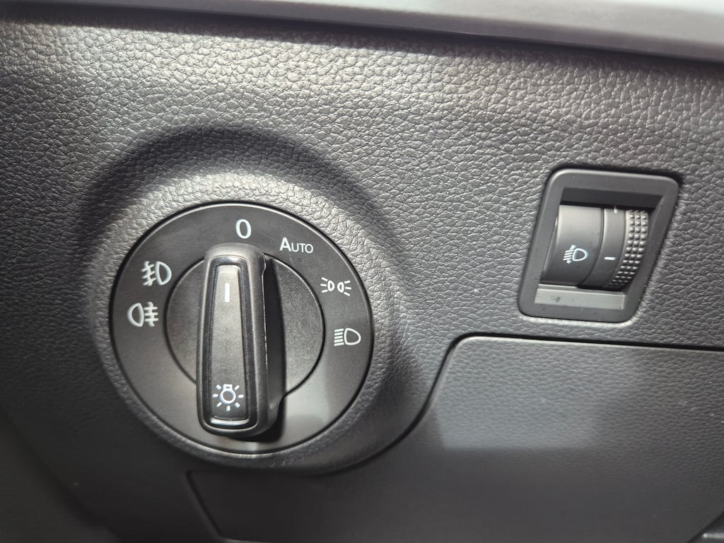 SEAT Arona 2024 — imagine 13
