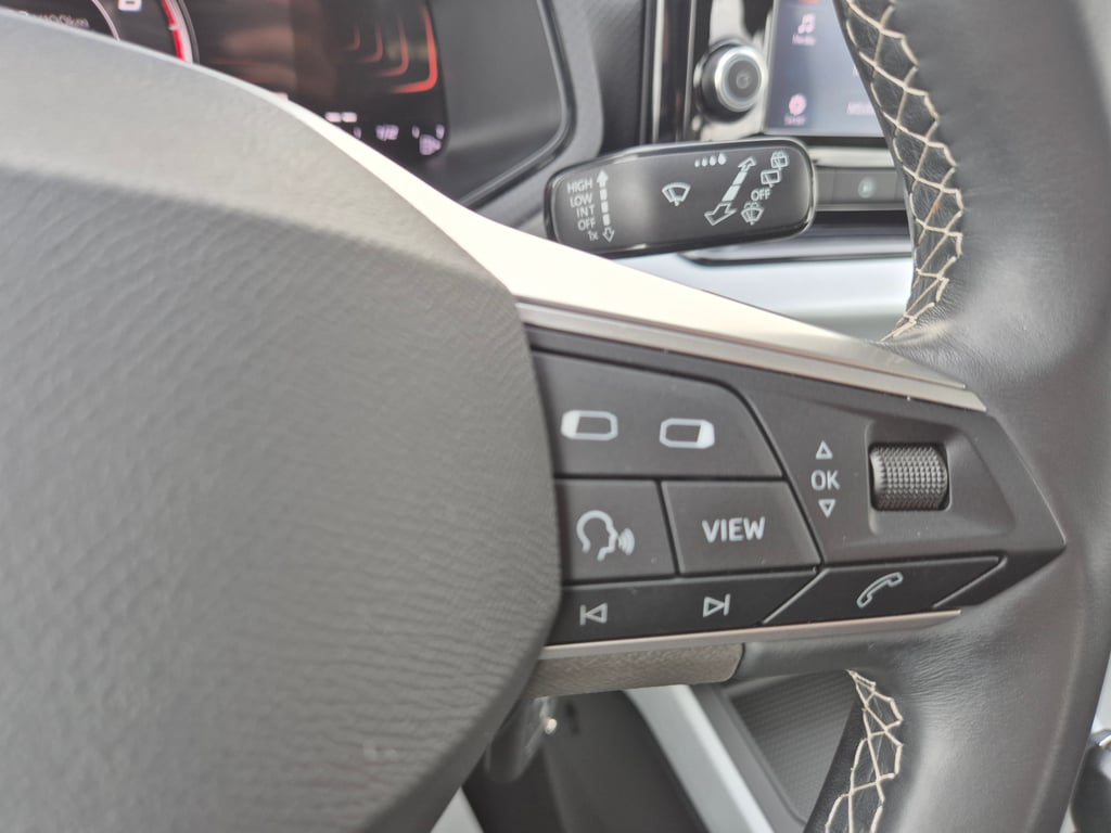 SEAT Arona 2024 — imagine 15