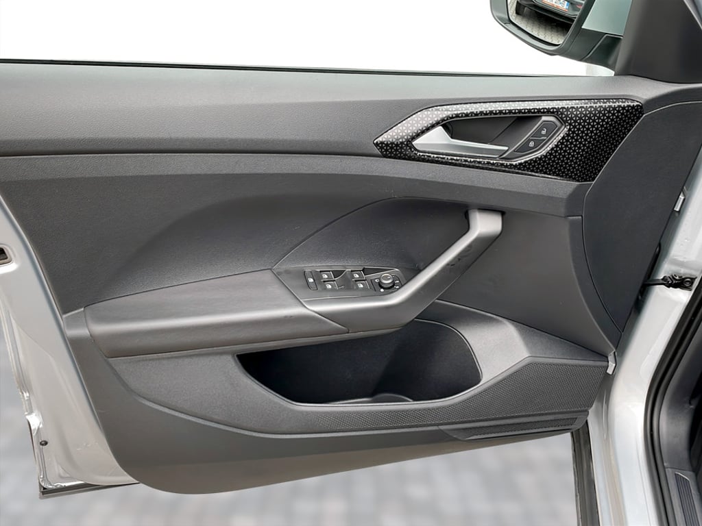 VOLKSWAGEN T-Cross 2022 — imagine 12