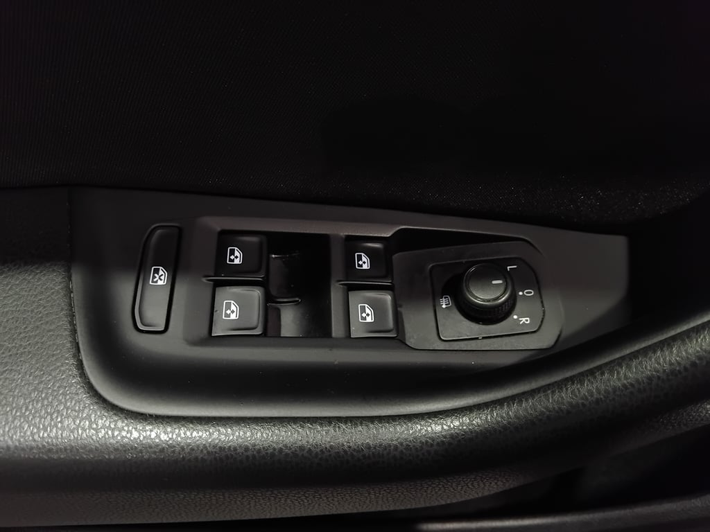 VOLKSWAGEN Passat Variant 2023 — imagine 12