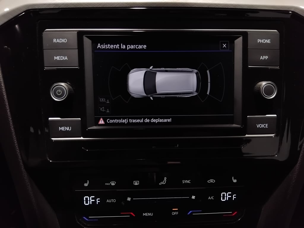 VOLKSWAGEN Passat Variant 2023 — imagine 18
