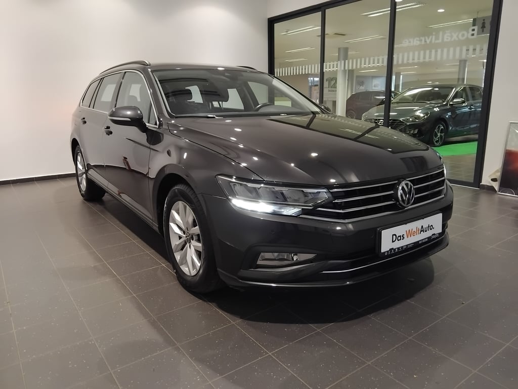 VOLKSWAGEN Passat Variant 2023 — imagine 7