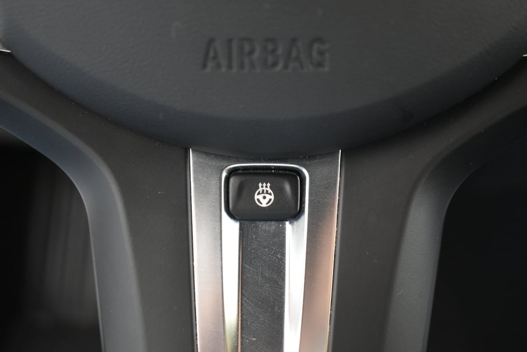 BMW Seria 3 2023 — imagine 17