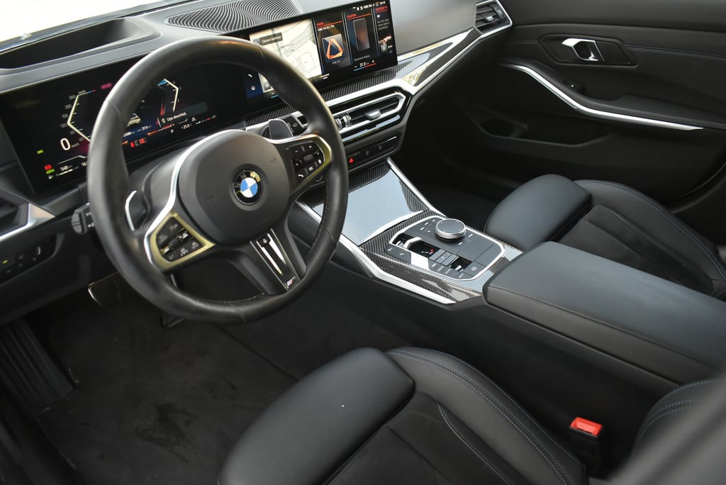BMW Seria 3 2023 — imagine 4