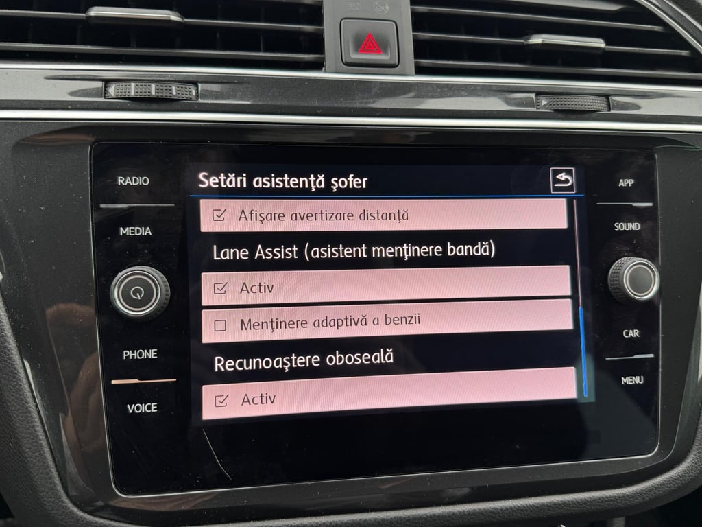 VOLKSWAGEN Tiguan 2019 — imagine 16
