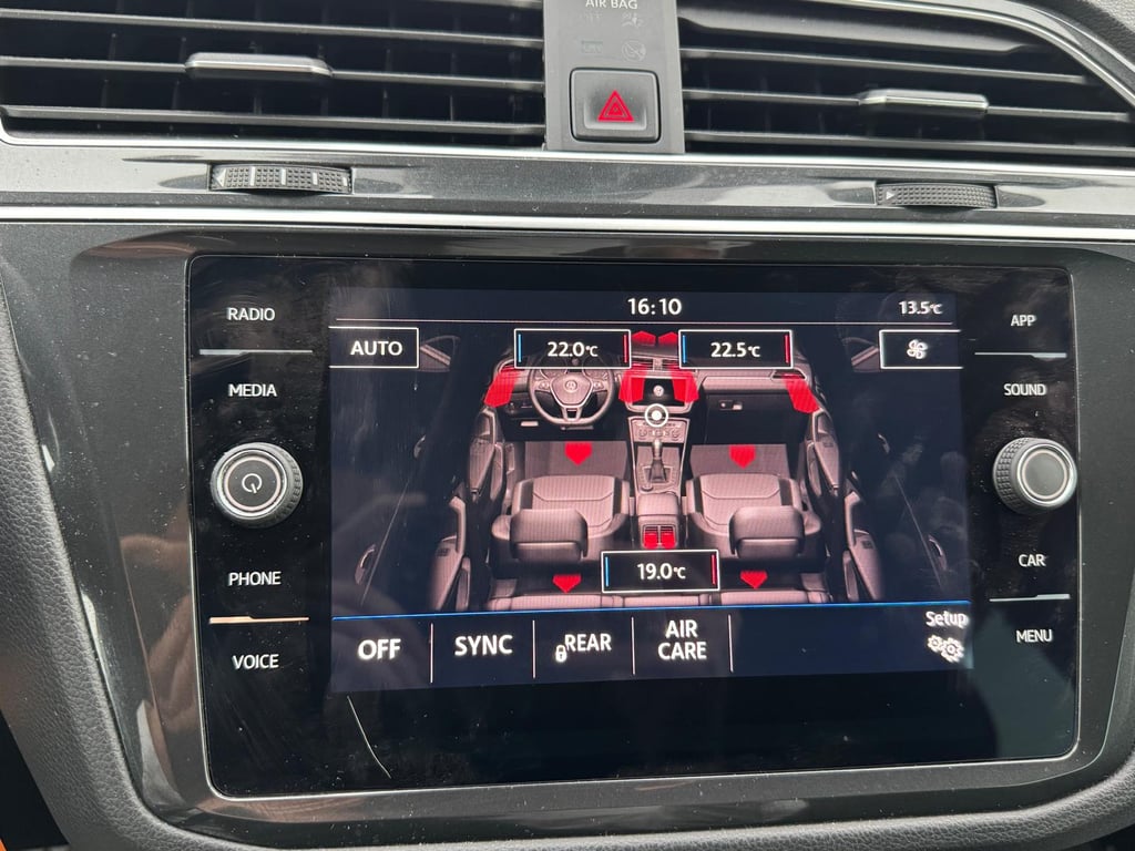 VOLKSWAGEN Tiguan 2019 — imagine 20