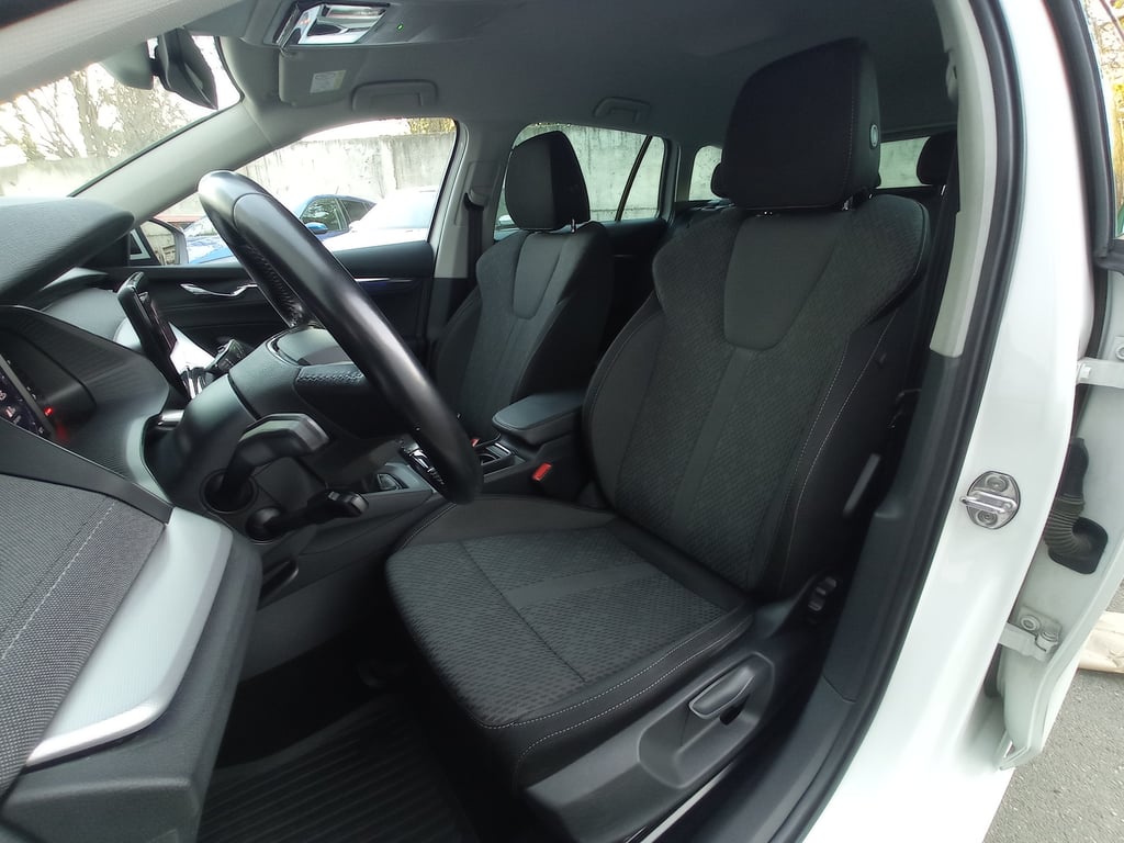 Škoda Octavia Combi 2022 diesel, 16.700 € — imagine 50