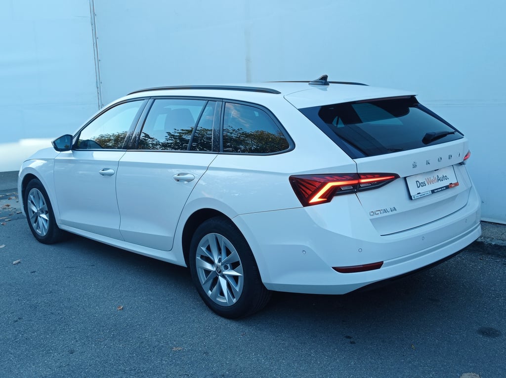 Škoda Octavia Combi 2022 diesel, 16.700 € — imagine 38