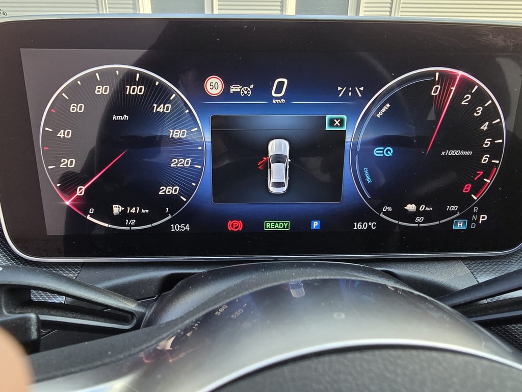 MERCEDES-BENZ C-Class 2023 — imagine 6