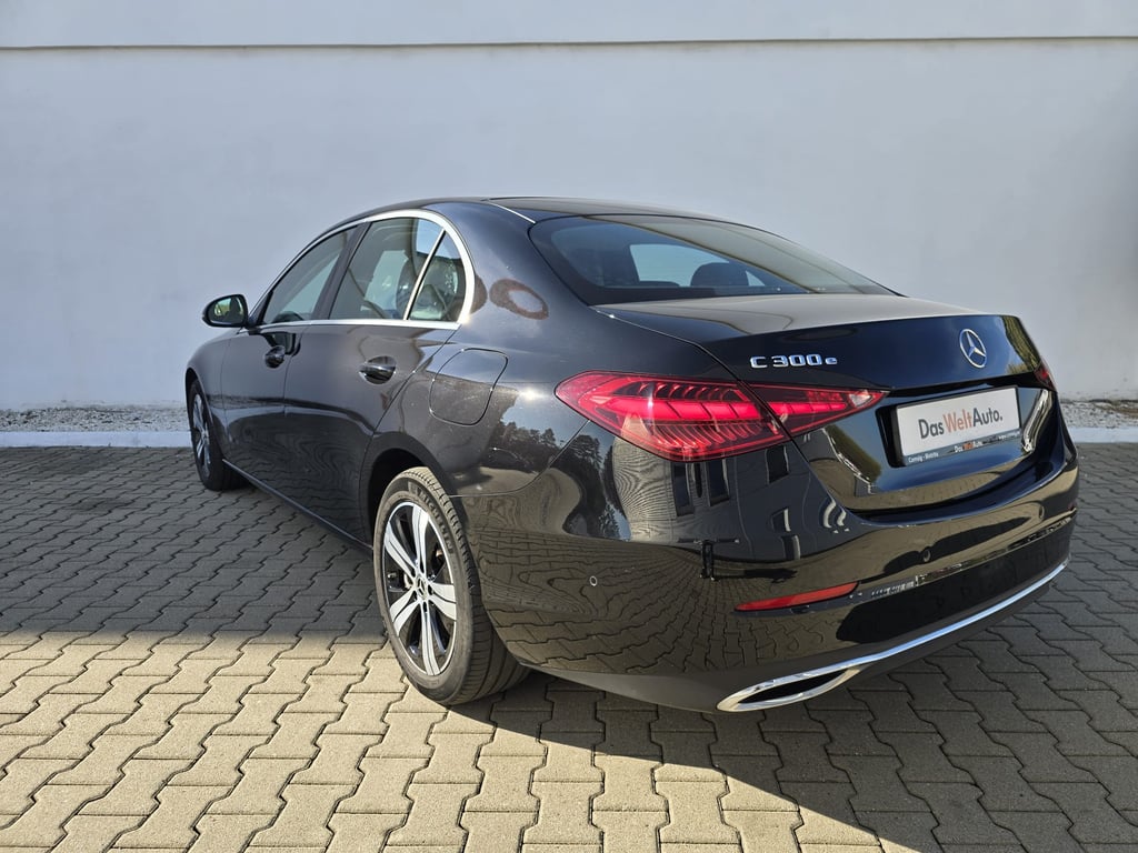 MERCEDES-BENZ C-Class 2023 — imagine 14