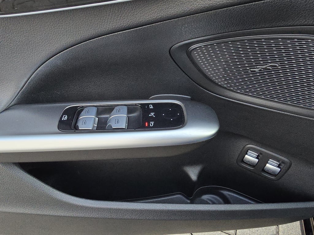 MERCEDES-BENZ C-Class 2023 — imagine 15