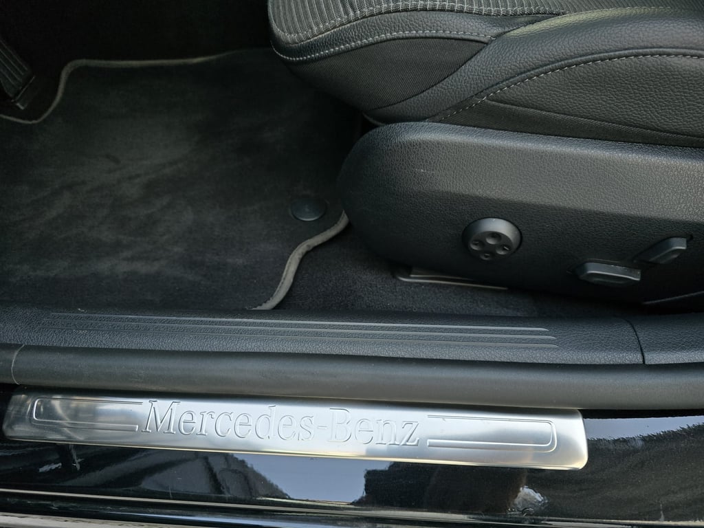 MERCEDES-BENZ C-Class 2023 — imagine 8