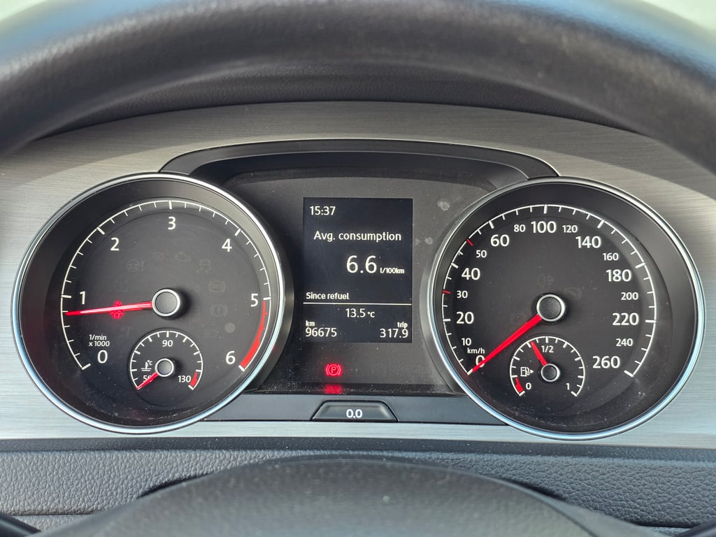VOLKSWAGEN Golf 2014 — imagine 14