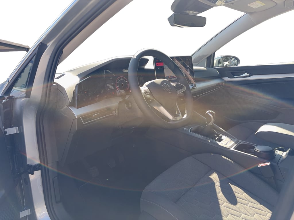VOLKSWAGEN Golf 2026 — imagine 9