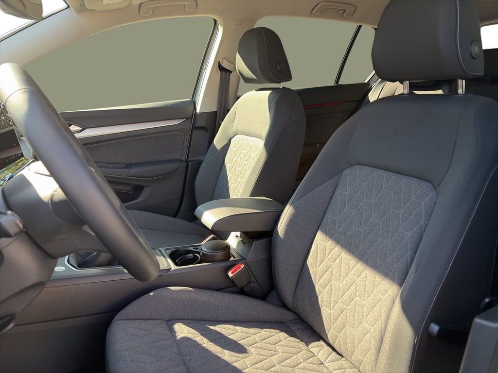 VOLKSWAGEN Golf 2026 — imagine 14
