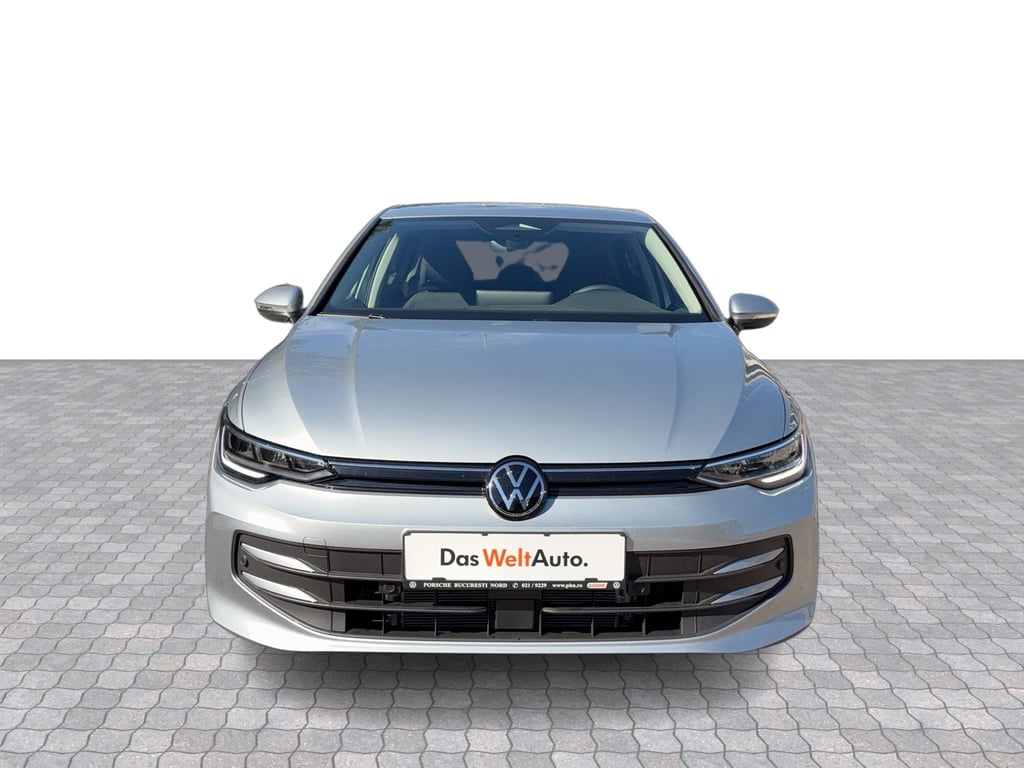 VOLKSWAGEN Golf 2026 — imagine 8