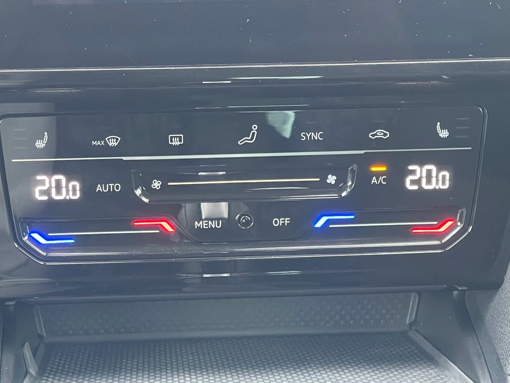 VOLKSWAGEN Passat 2021 — imagine 50