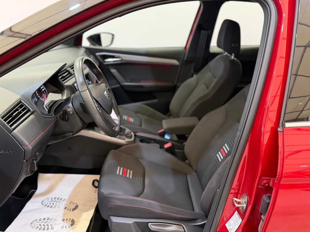 Seat Arona 2021 benzină, 15.500 € — imagine 6