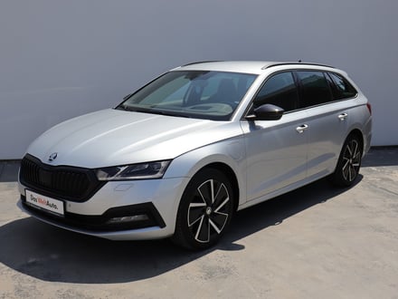 Škoda OCTAVIA Combi Premium iV DSG