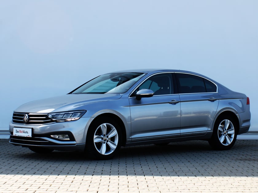VW Noul Passat Highline 2.0 TDI DSG