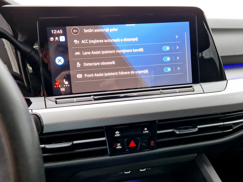 VOLKSWAGEN Golf 2023 — imagine 19