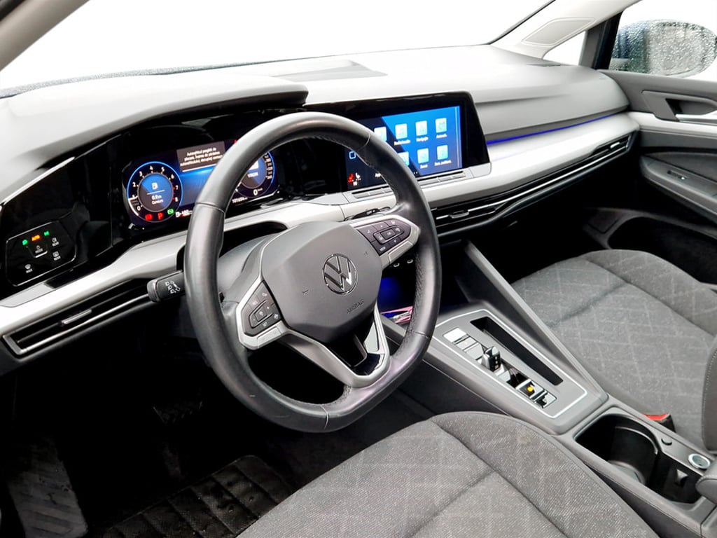 VOLKSWAGEN Golf 2023 — imagine 14
