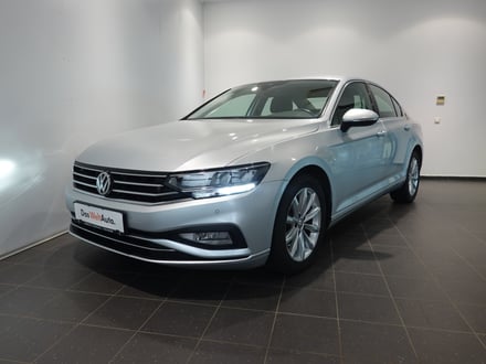 VW Noul Passat Comfortline 2.0 TDI DSG