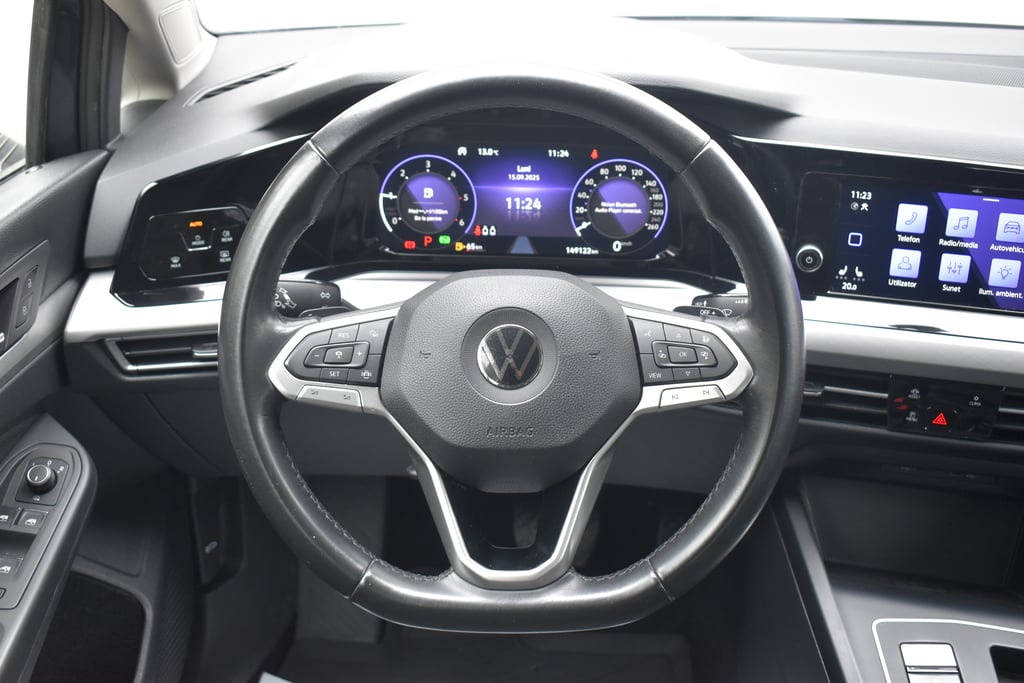 VOLKSWAGEN Golf 2021 — imagine 19