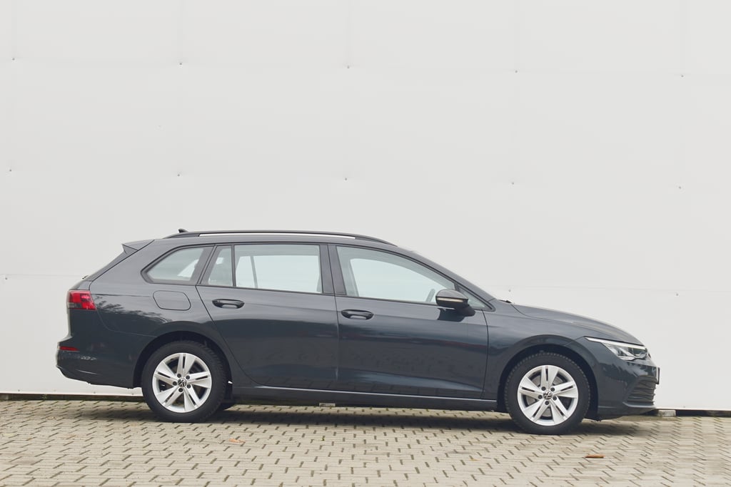 VOLKSWAGEN Golf 2021 — imagine 6