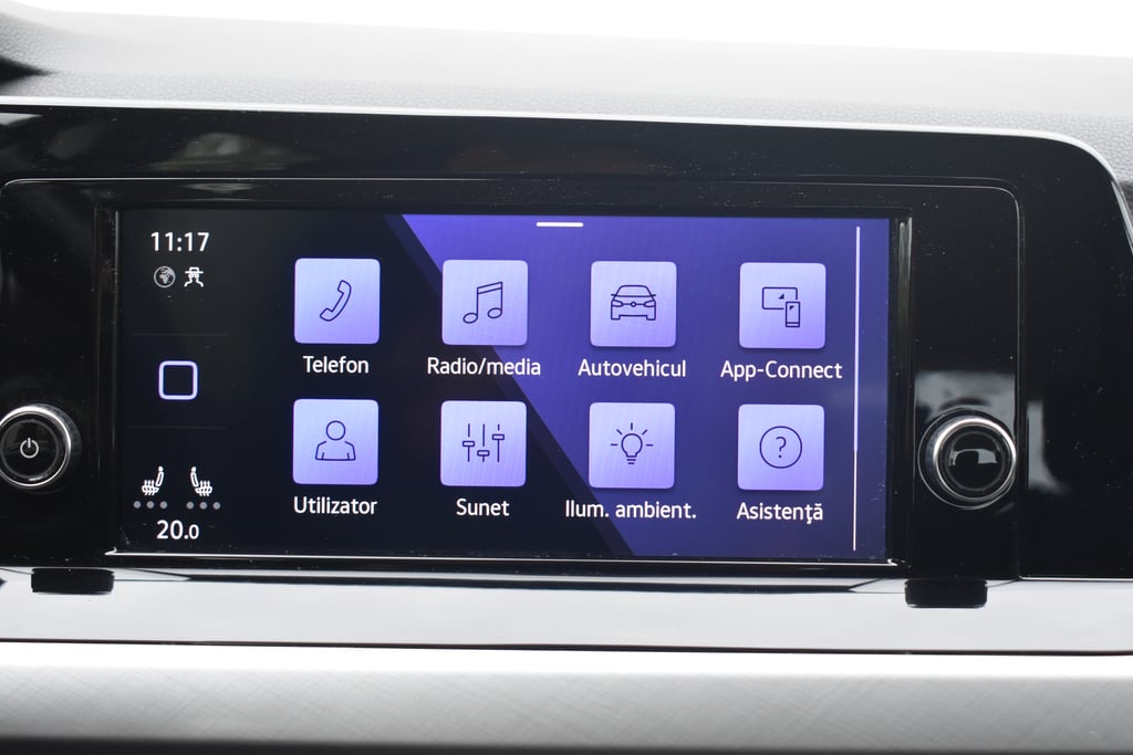 VOLKSWAGEN Golf 2021 — imagine 20