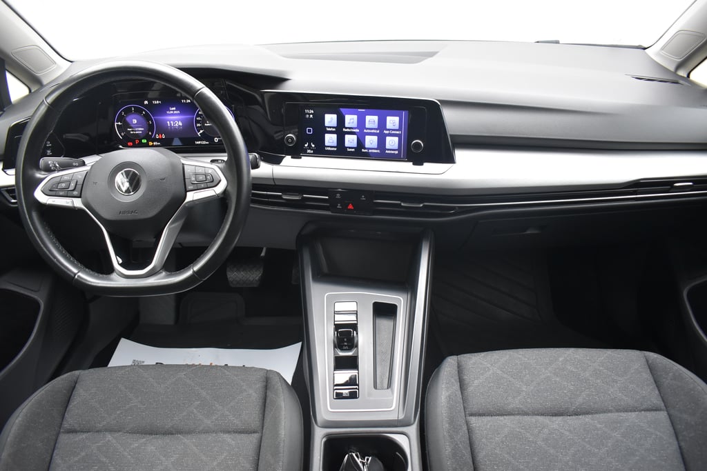 VOLKSWAGEN Golf 2021 — imagine 18