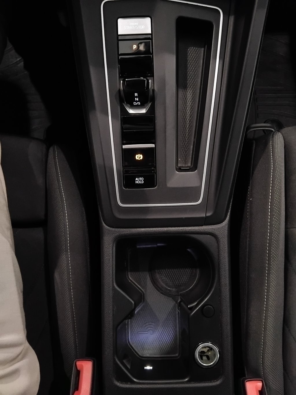 VOLKSWAGEN Golf 2020 — imagine 19
