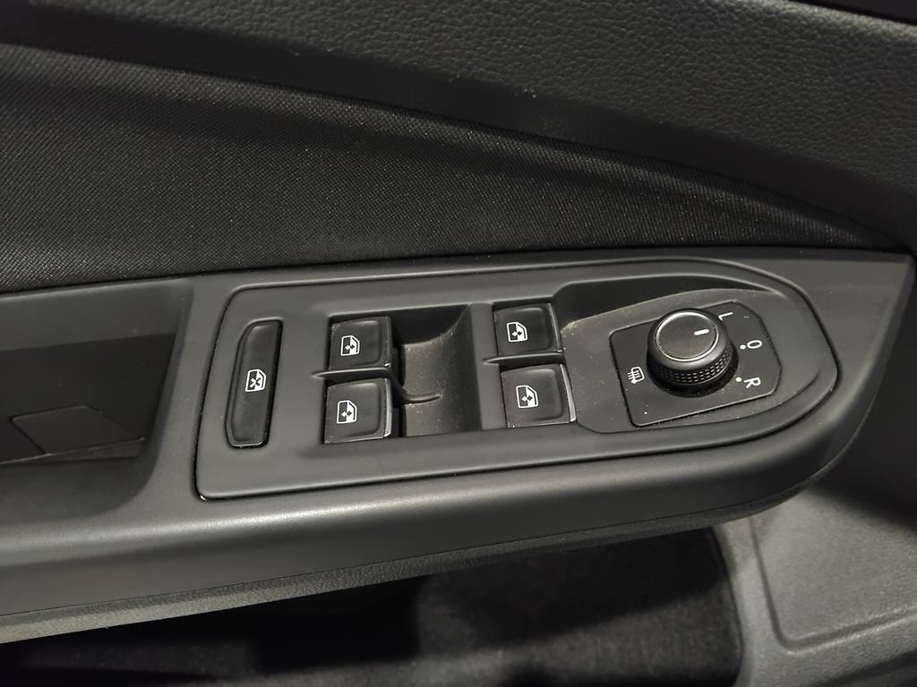 VOLKSWAGEN Golf 2020 — imagine 11