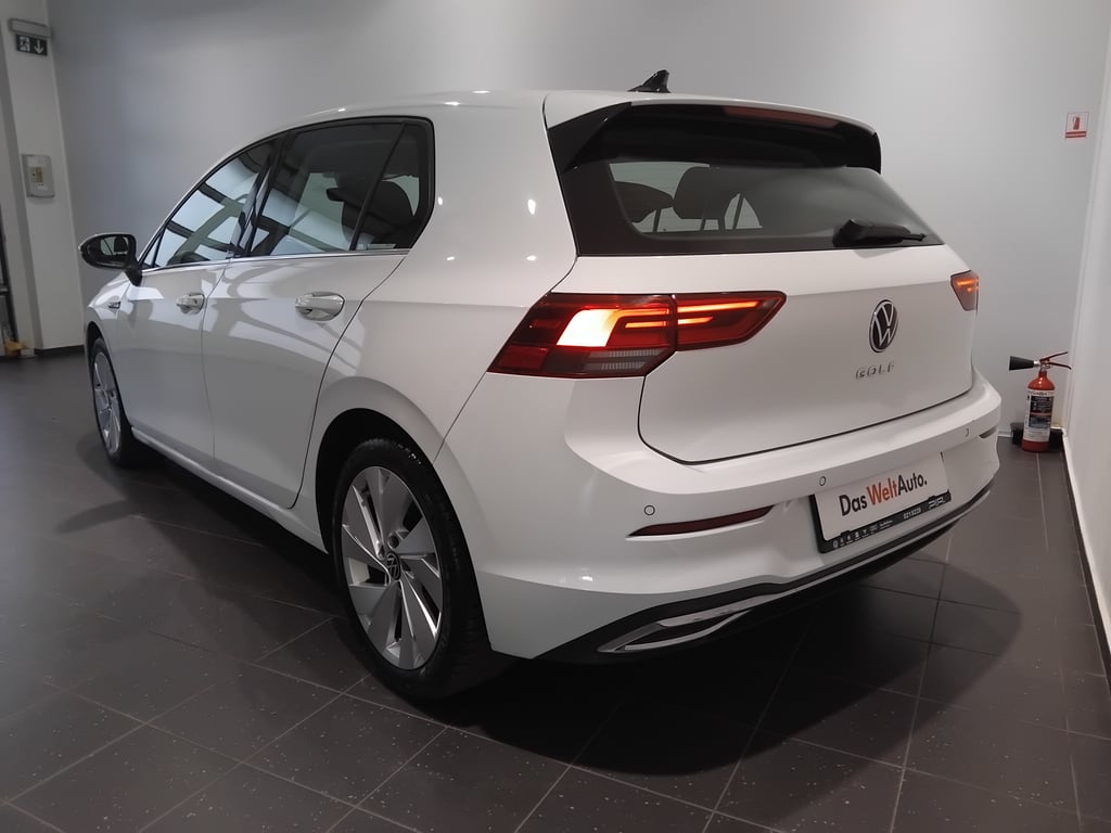 VOLKSWAGEN Golf 2020 — imagine 3
