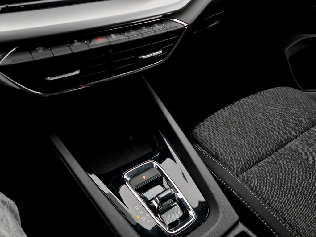SKODA Octavia Combi 2023 — imagine 18